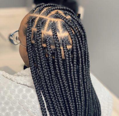 Large Knotless Plaits