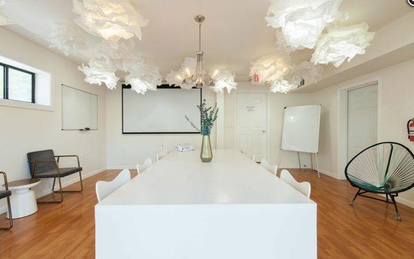 Conference room for 20 people