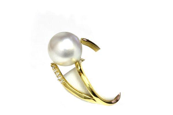 South Sea Adore Diamond Pearl Ring