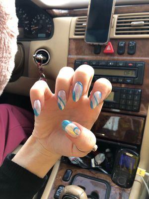 nails