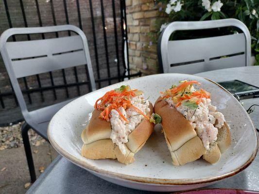 Shrimp salad rolls with pickled vegetables.