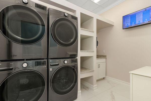 Laundry area in Member lounge