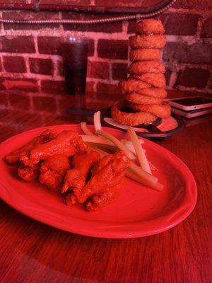 Chicken Buffalo Wings & Beer Battered Onion Rings