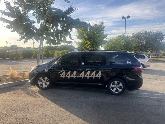 Yellow Taxi Cab Minivan taxi cab for 8 passengers near Ladera Ranch