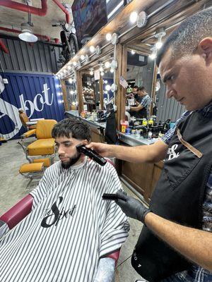 The Spot Barbershop - Miami Lakes