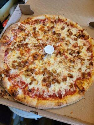 pizza with chicken