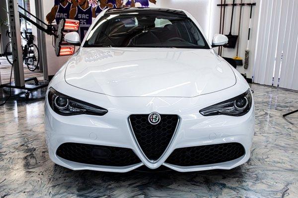 2018 Alfa Romeo Giulia showroom ready!