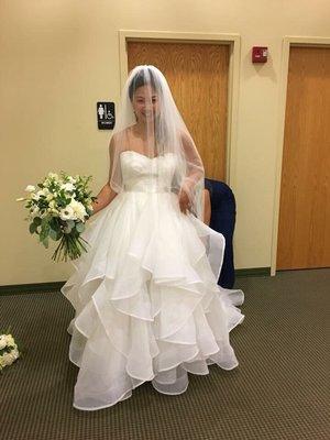 This veil and the ribbon band around my waist! Thank you so much!