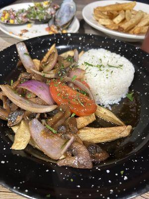 Saltado Championes (mushrooms)