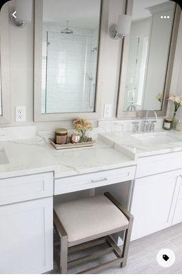 Bathroom vanity cabinet & countertops