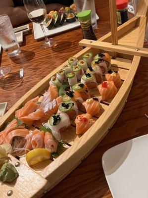 Our sushi boat... tasty!