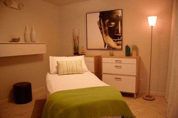 Thrive Wellness Center Acupuncture Treatment Room