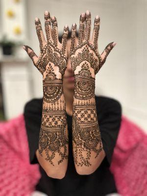 Back hand Bridal Henna.