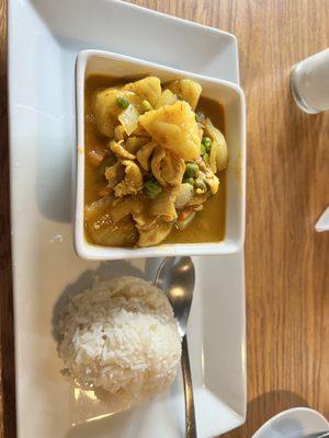 Yellow Curry with Chicken