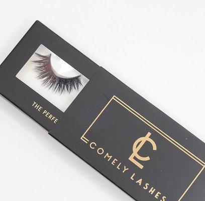 Synthetic Mink eyelashes 100% cruelty-free sold at Comely!