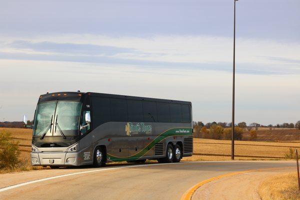 52 Passenger Luxury Motorcoach