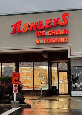 Ashley's Ice Cream Cafe