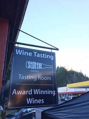 Stottle Winery Tasting Room Hoodsport