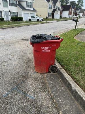 Supposed to pick it up Wednesday and it's now Saturday. The lid broke off the container. They are unreliable and unprofessional.