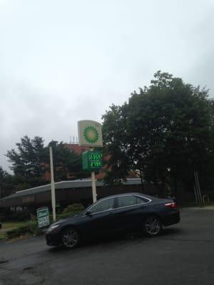 BP Woburn -- 317 Montvale Avenue, Woburn             Sign