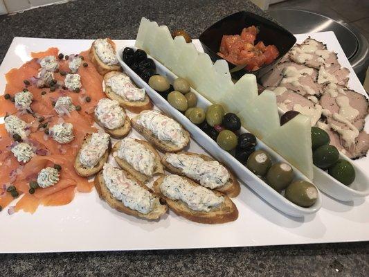 Tray of Mediterranean treats to have with one (or two) glasses of good wine....