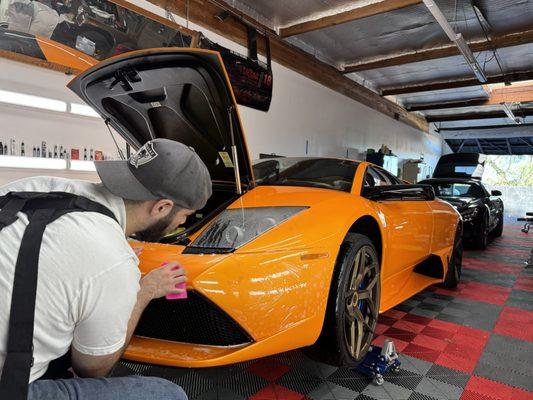 Lamborghini Murcielago Track Package PPF installation.
- Full front end
- Rockers
- A Pillars
- Mirrors