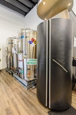 Whole Body Cryotherapy Sauna and Nitrogen tanks