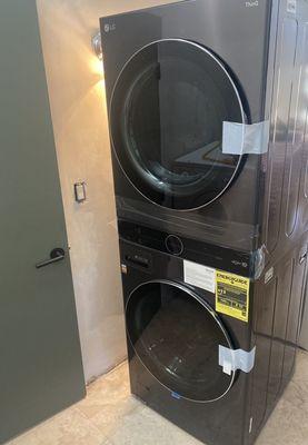 Stackable washer/dryer installation