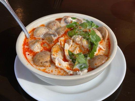 Tom Kha Soup - chicken (bowl)