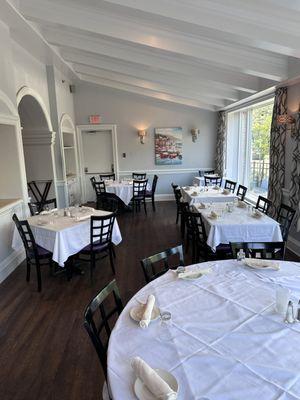 Dining tables in the Mill River Room