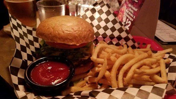 "ex veeluxe" 1/4 lb sirloin burger, topped w a fried egg, avocado lettuce tomato onions, house made aioli and Tilamook cheddar.