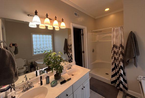 Our old master bathroom