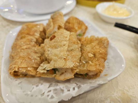 Fried bean Curd Sheet Roll with Shrimp