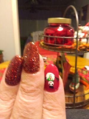 Christmas nails love them!