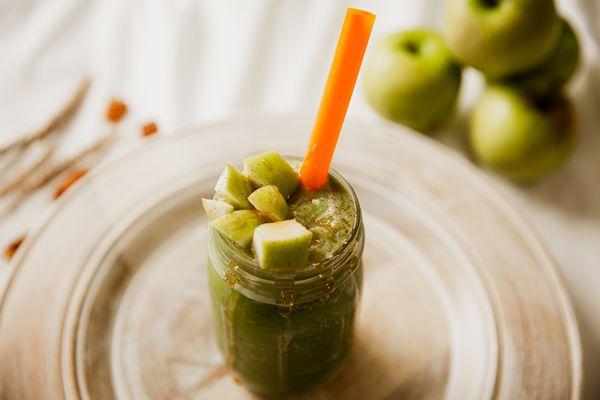 Caramel apple smoothie