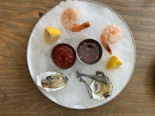 Raw bar items