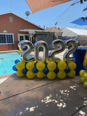 Pool balloon decor