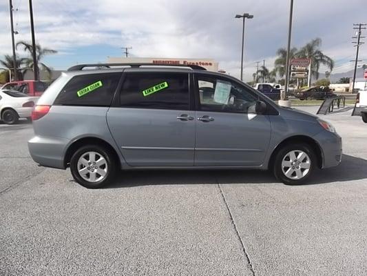 2004 Toyota Sienna