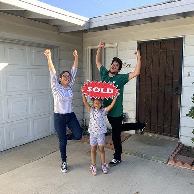 Celebrating the closing of their first home, located in Moreno Valley!