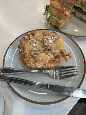 Almond danish