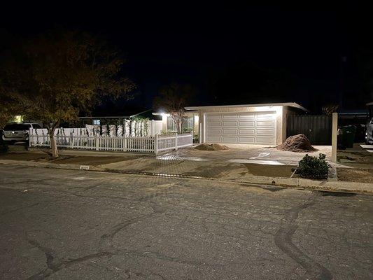 Pre completion vinyl picket fence looks amazing!