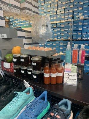 A shoe store that sells local fresh eggs, hawaiian chili pepper sauce, avocados, papayas, and guava jam?! So interesting.