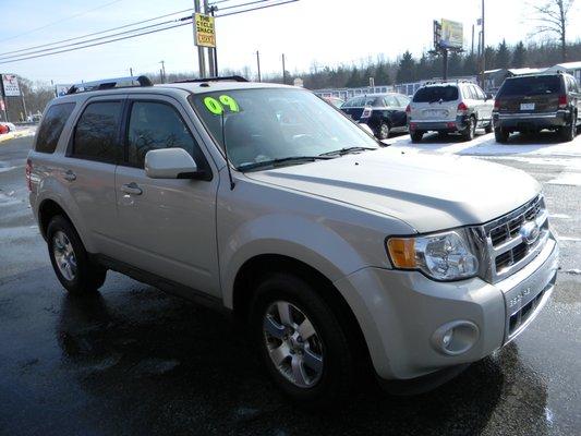 2009 Ford Escape Limited 113k,MD Inspected $6995