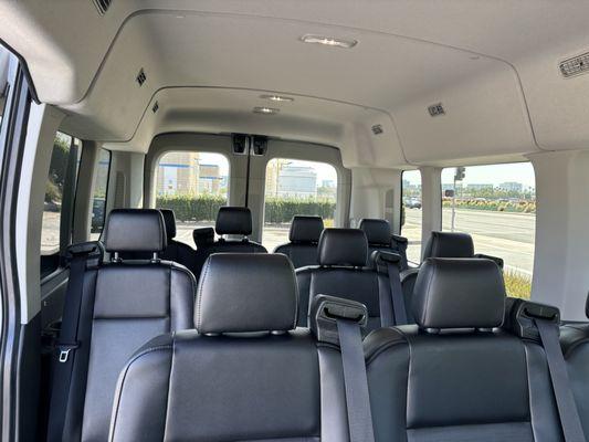 12 Passenger Ford Transit 350 XLT Mid-roof