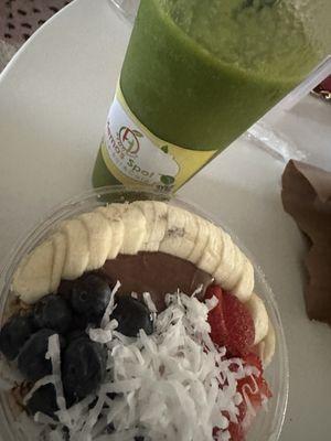 77. Bella Nutella Bowl and 67. Green Protein Smoothie