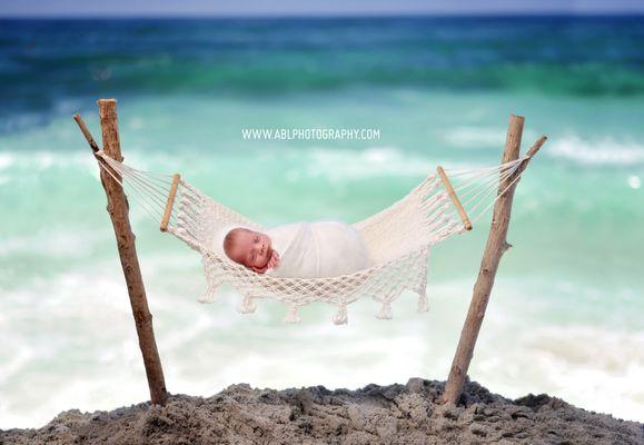 San Diego outdoor newborn pictures, San Diego newborn photographer, baby pictures in San Diego, San Diego newborn photos, newborn photos