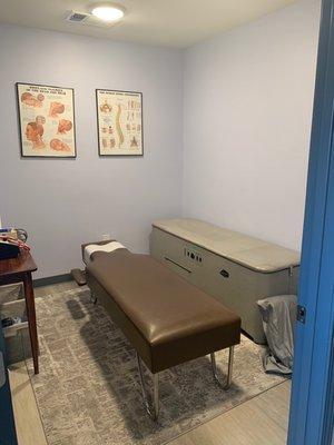 Our relaxing therapy and adjustment rooms