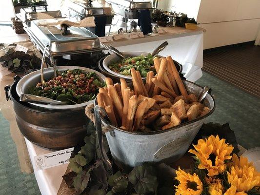 Rustic/sunflower themed wedding