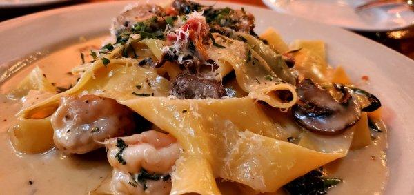 Pappardelle with shrimp and lemon-thyme cream sauce