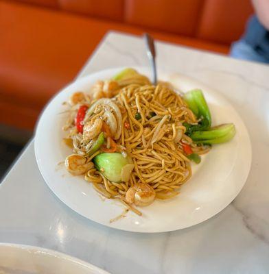 N10. Fried Noodles with Shrimp